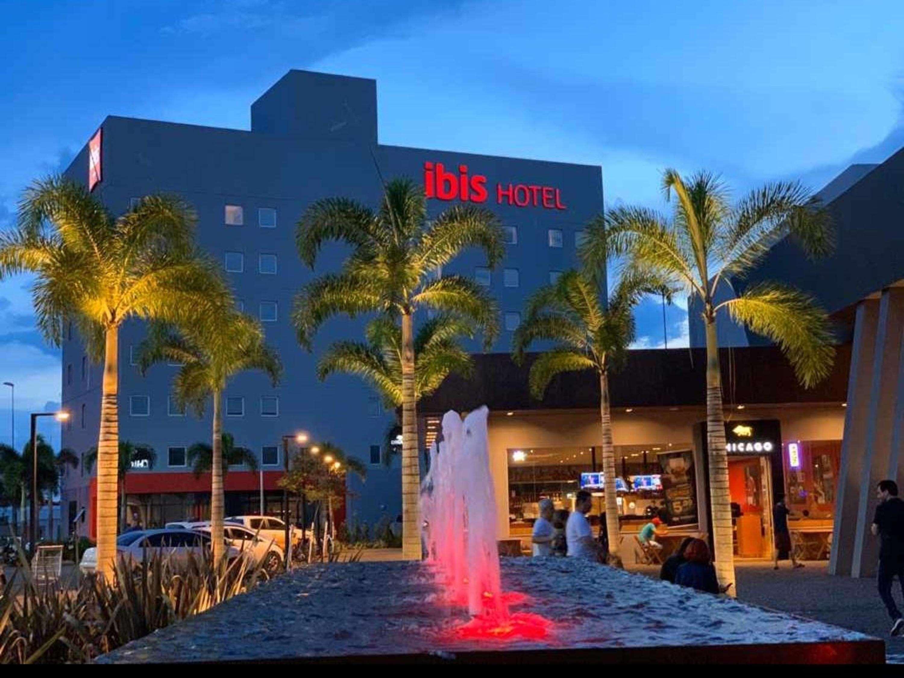 Hotel Ibis Jataí Exterior foto