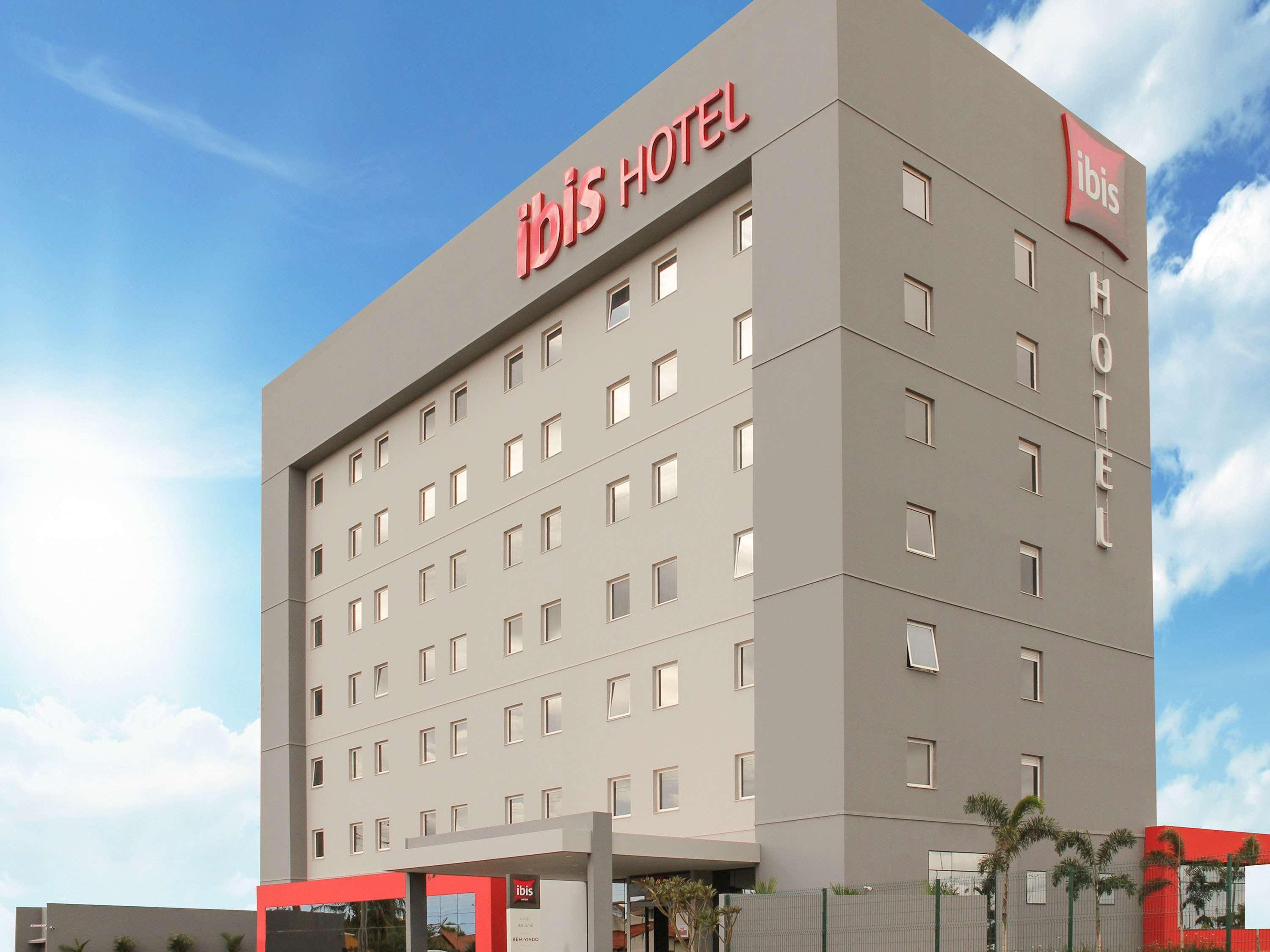 Hotel Ibis Jataí Exterior foto